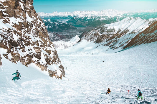 2023 Ski and Snowboarding Trends - New Gear, Popular Resorts and Upcoming Destinations