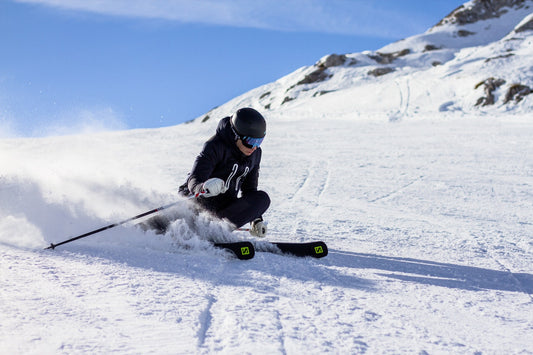 Tips to Save Money on Ski Vacations
